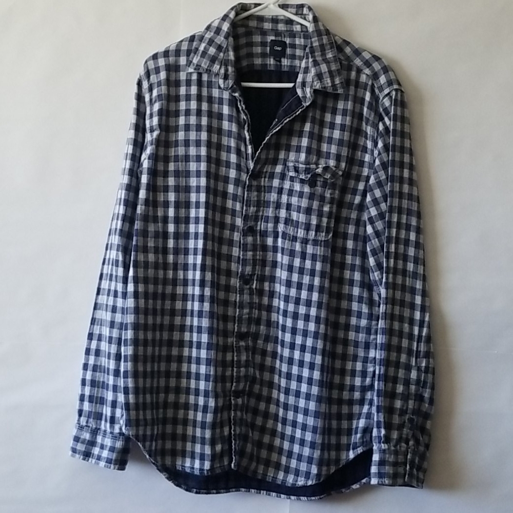 GAP - Long sleeve button down
